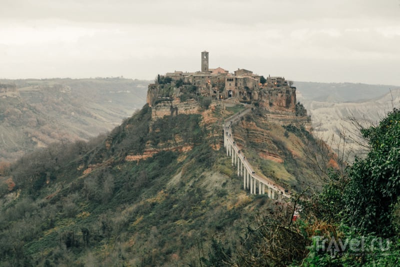    (Civita di Bagnoreggio) /   