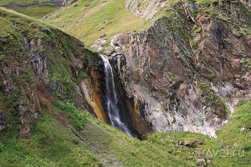 Урочище Джилы-Су. Водопад Эмир / Фото из России