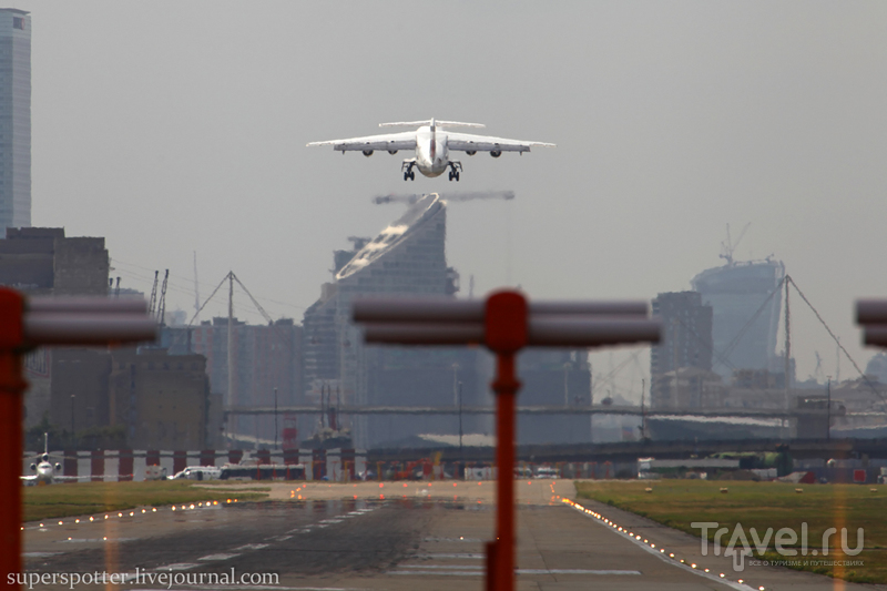 London City Airport /   