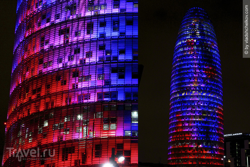 Torre Agbar Light Traces / 