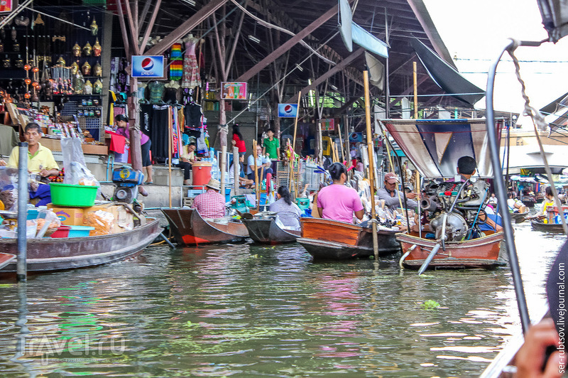 Плавучий рынок Дамноен Садуак / Таиланд