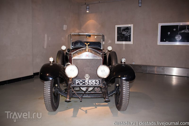 Музей ретро автомобилей Автовилль / Россия