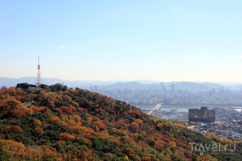 Золотая осень в Сеуле. Телебашня N Seoul Tower / Южная Корея