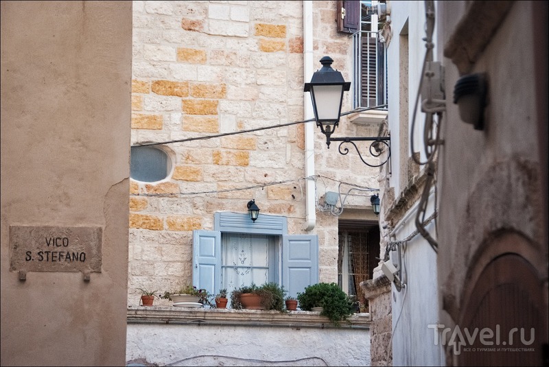 Polignano a mare  Ostuni /   