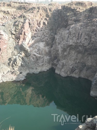 Кхаджурахо: водопад Ранех и заповедник Гавиал / Индия