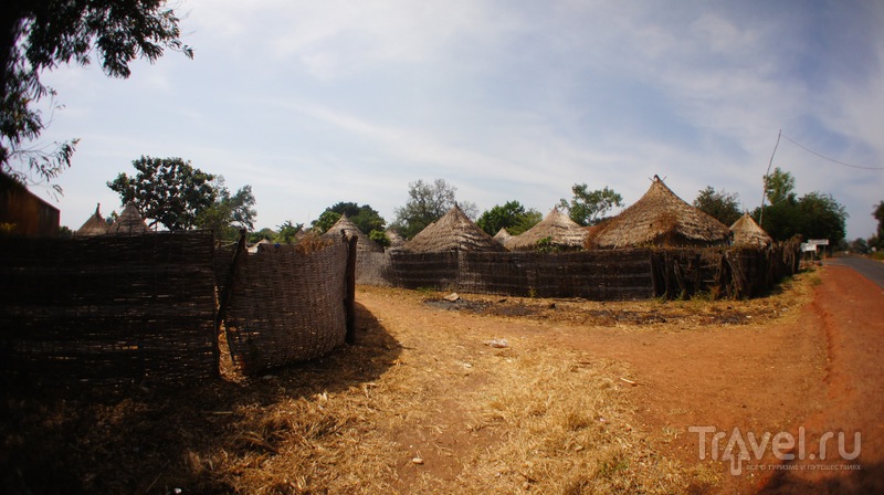 Dar Salam -Традиционная сенегальская деревня / Сенегал