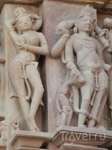 Эротические храмы Кхаджурахо / Индия