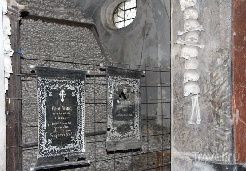 Чехия: Костница - Церковь из костей / Чехия