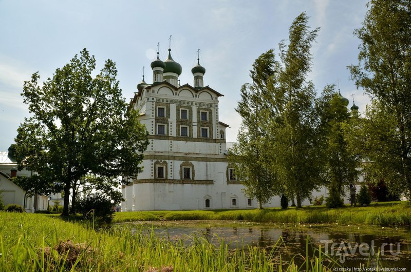 Николо-Вяжищский монастырь под Новгородом / Россия