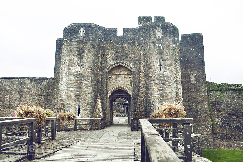 Caerphilly Castle / 