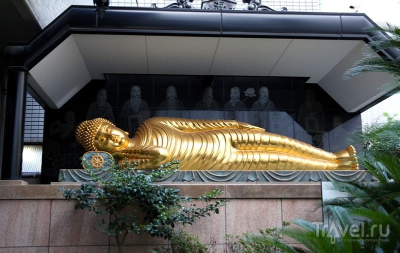 Осака. Спящий Будда / Япония