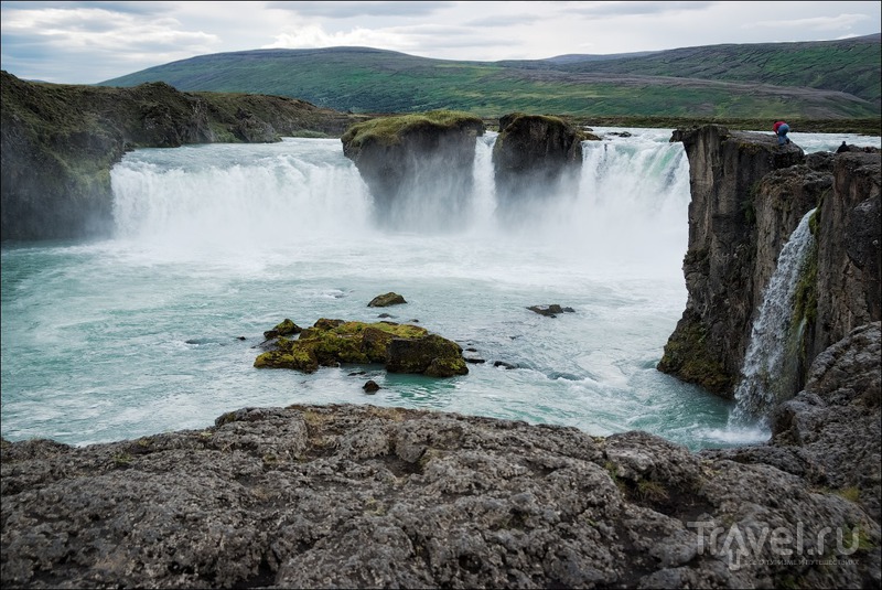  :  Godafoss,   Hvitserkur /   