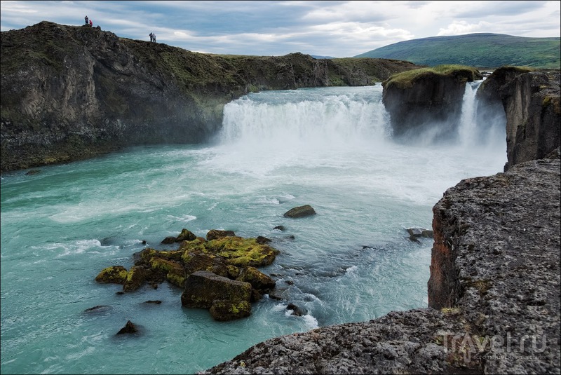 Северная Исландия: водопад Godafoss, Акурейри и Hvitserkur / Фото из Исландии