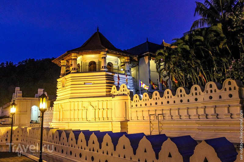 Главная буддийская реликвия Шри-Ланки / Шри-Ланка