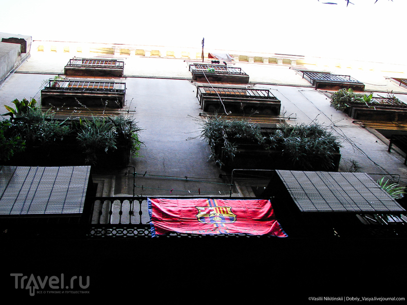 В Готическом квартале Барселоны / Испания