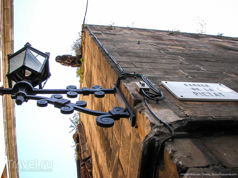В Готическом квартале Барселоны / Испания