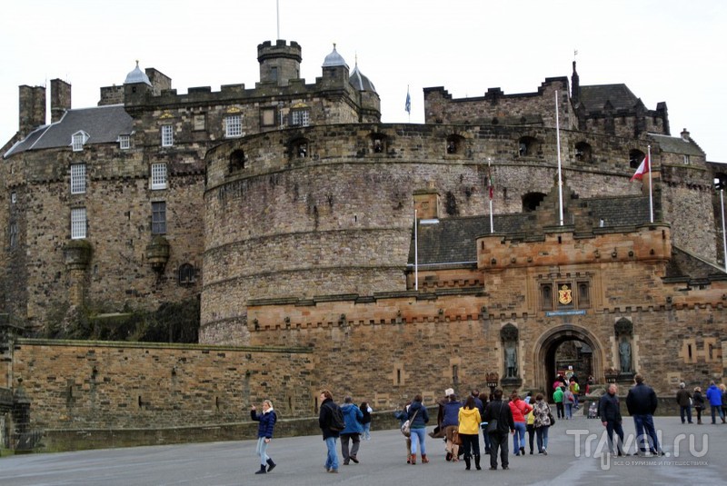 Эдинбургский замок / Великобритания