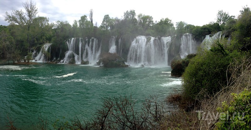 Роскошный водопад Кравице в Боснии и Герцеговине / Фото из Боснии и Герцеговины