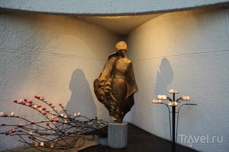 Жанна д'Арк - памятники в Париже, Орлеане и Руане / Франция