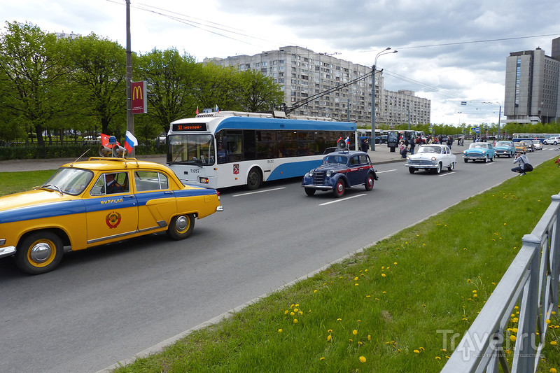 Парад ретро-транспорта в Петербурге / Россия