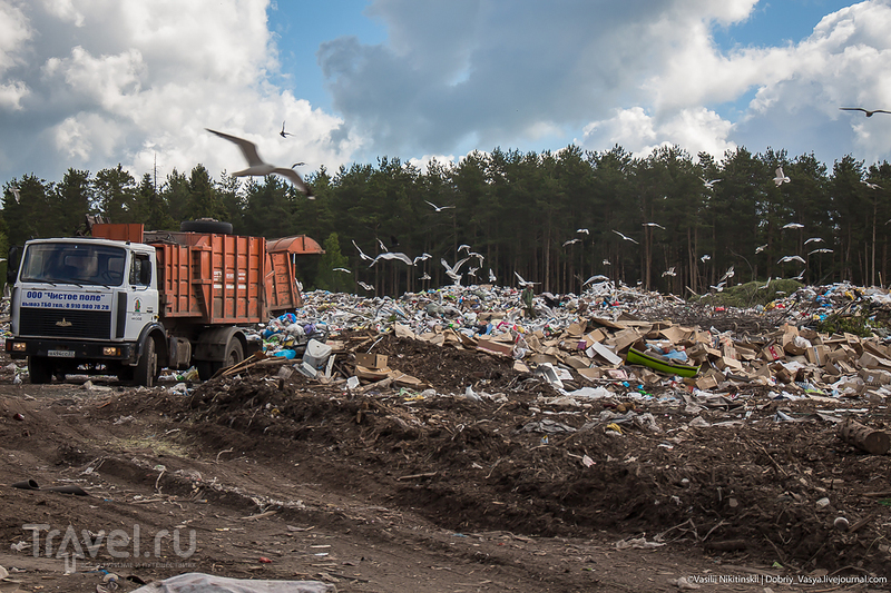 Необычная свалка / Россия