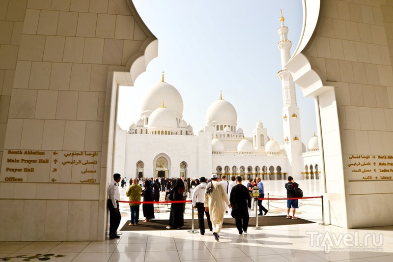 Абу-даби. Белая мечеть / Фото из ОАЭ