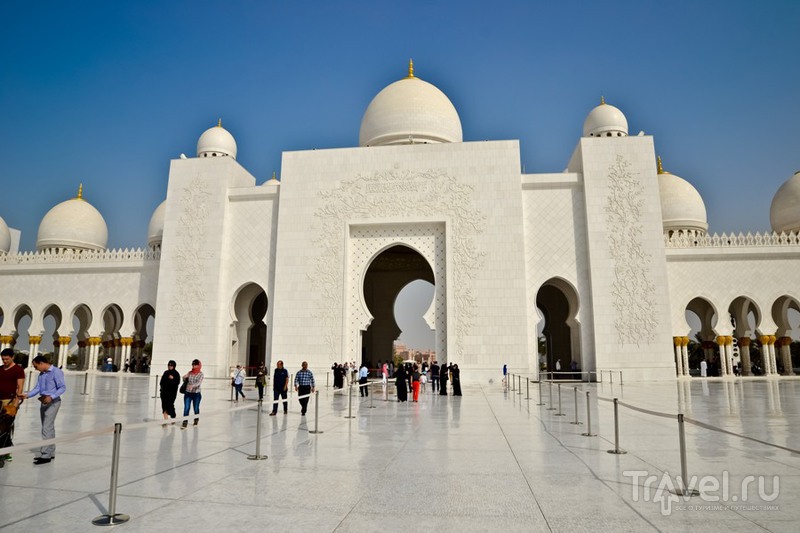 Абу-даби. Белая мечеть / Фото из ОАЭ