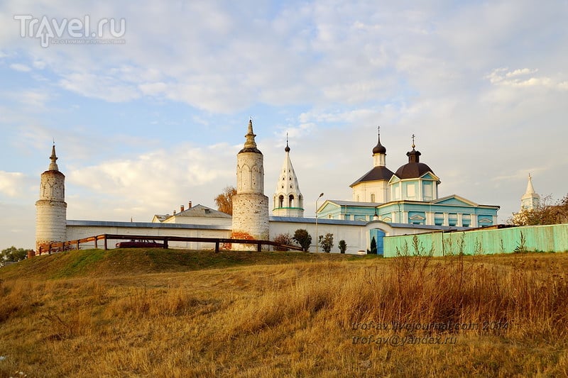 Богородице-Рождественский Бобренев монастырь / Фото из России