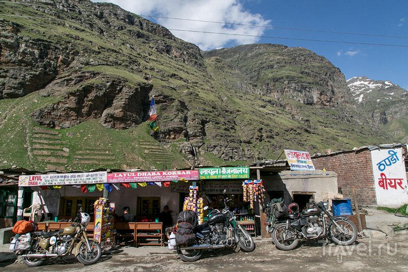 Другая сторона Ротанга - первого перевала на пути в Лех (Rohtang La) / Индия