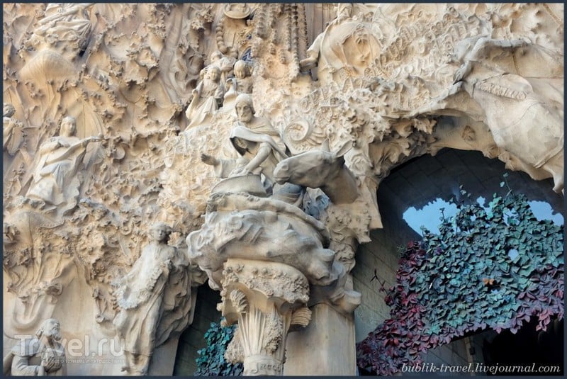 Шаг от земли. La Sagrada Familia / Испания