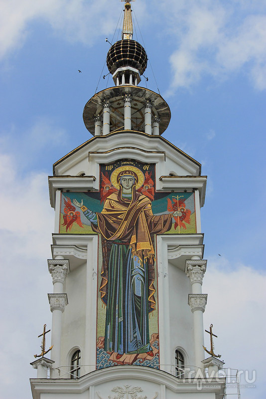 Храм-маяк Покрова Пресвятой Богородицы в Малореченской / Россия