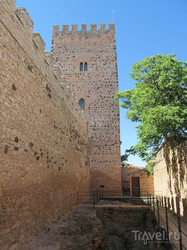 Альмагро и замок Боланьос де Калатрава / Фото из Испании
