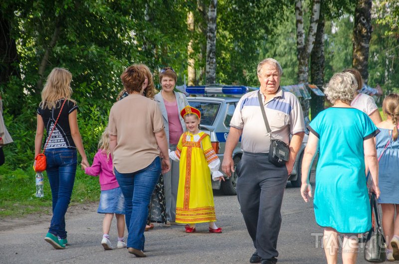 На праздник собрался почти весь Каргополь - в городе нечасто проходят такие события / Фото из России