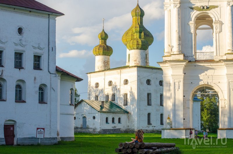 Праздник проходит рядом с бывшей Торговой площадью с тремя церквями и колокольней / Фото из России