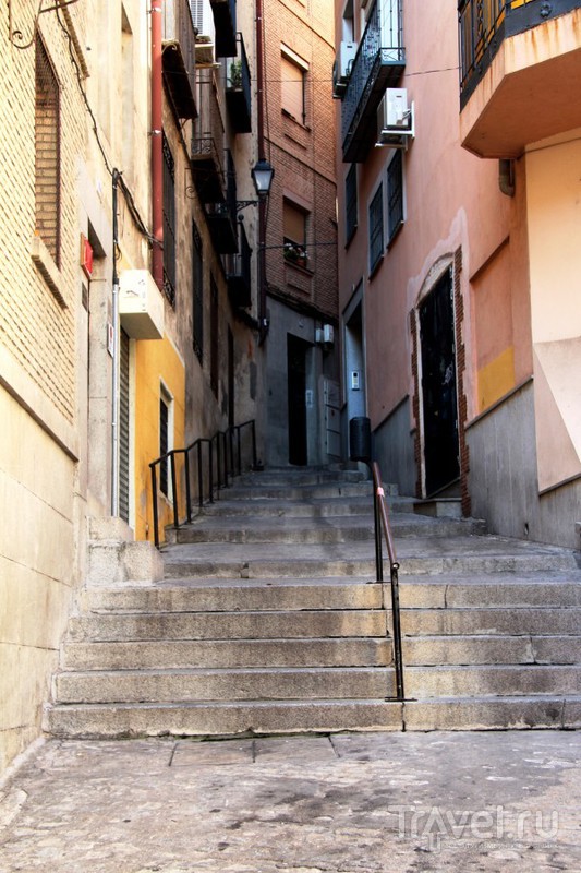 Средневековое лицо бывшей испанской столицы: улицы Толедо / Испания