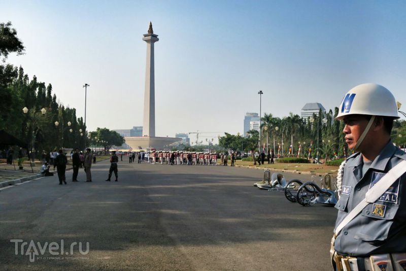 Джакарта к семидесятилетию Индонезии / Индонезия