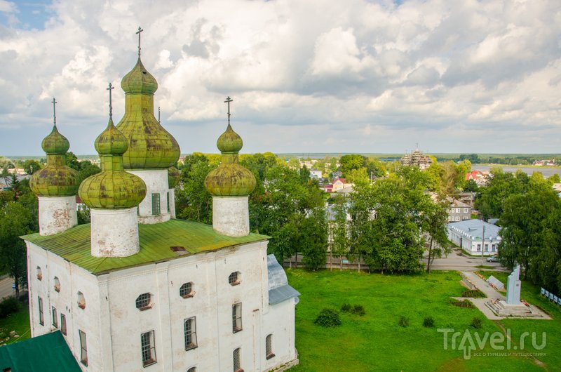 Вид с колокольни на храм Иоанна Предтечи / Фото из России