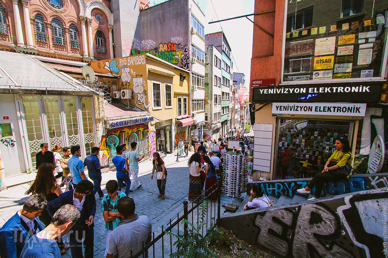 Типичный Стамбул. Галата, Истикляль, Новая Мечеть, Бломкамп и Рапунцель / Турция