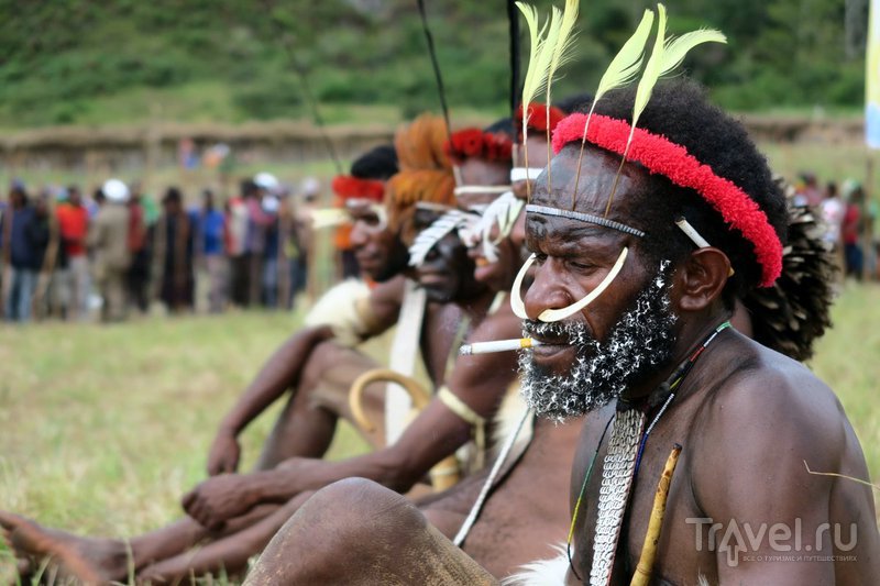 Индонезия: Папуасский фестиваль долины Балием / Индонезия