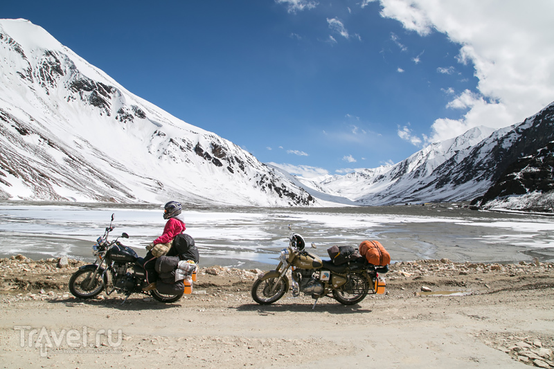 Гималайский мототрип: лавина, падение и мертвый мотоциклист на перевале Баралача / Индия