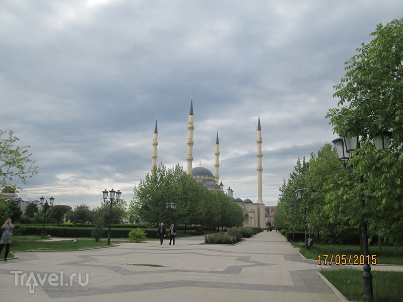 Экскурсия в Грозный. Мечеть "Сердце Чечни" / Россия