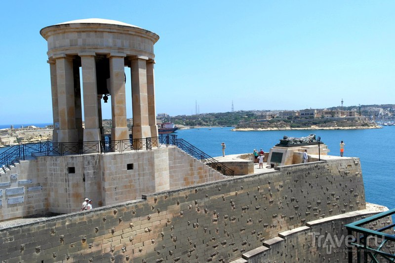 Валлетта, Мальта - Мемориальный комплекс и сад Lower Barrakka Gardens / Мальта