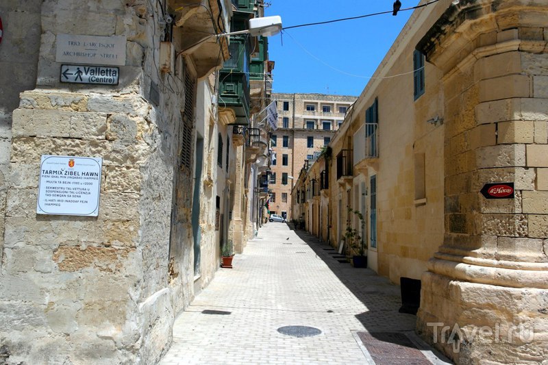 Валлетта, Мальта - По узким улочкам города / Мальта