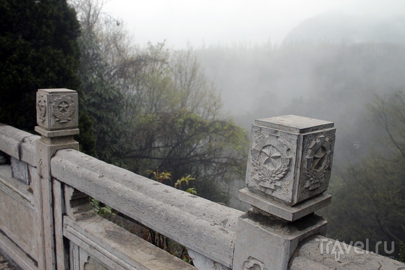 Китай: национальный парк Чжанцзяцзе ("горы Аватара") / Китай