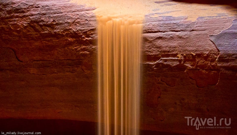 Каньон, созданный дождевой водой / Фото из США