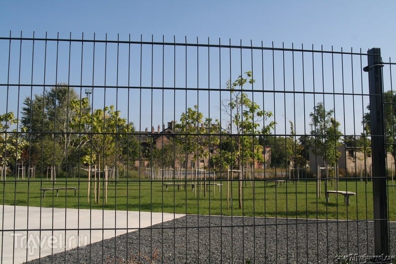 Будапешсткие мемориалы в память жертв Катастрофы / Венгрия