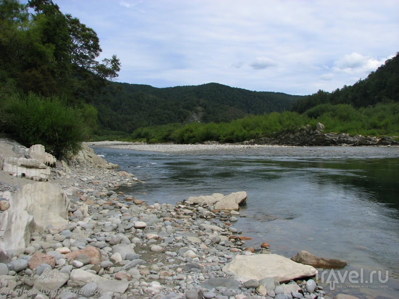 В стране антиподов. "Молочная река, кисельные берега". Изумрудно-белое / Фото из Новой Зеландии