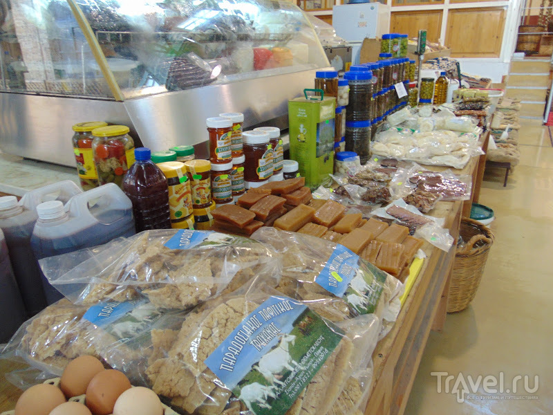 Муниципальный рынок Лимассола. Короткая экскурсия внутри и немного снаружи / Кипр