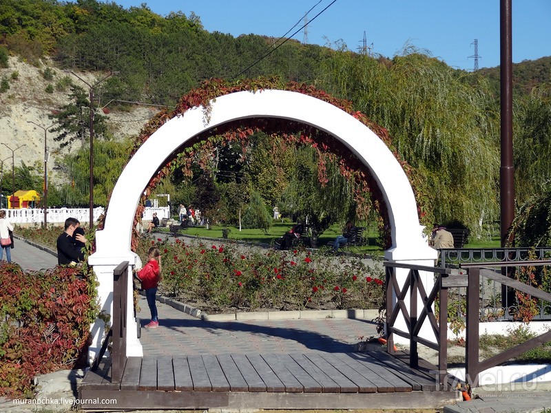 Осенний калейдоскоп в Абрау-Дюрсо / Россия