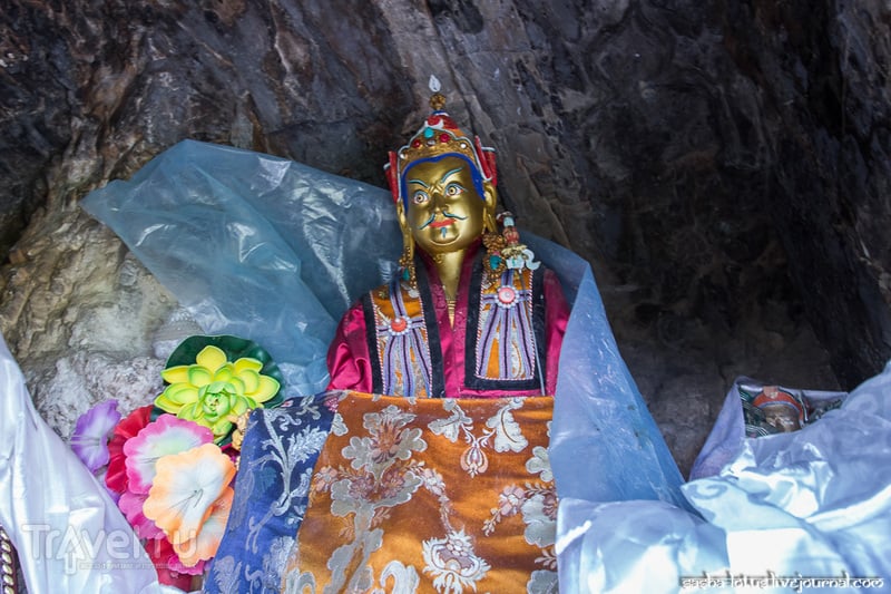Тибет: пещеры Драк Йерпа / Фото из Китая